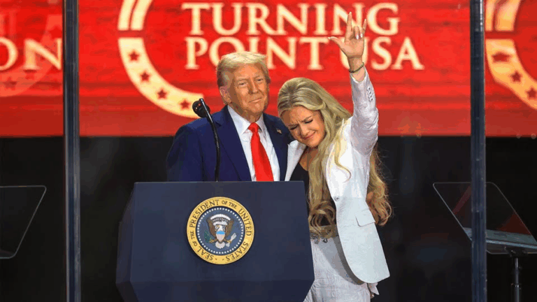 Trump Erkia Kirkkel