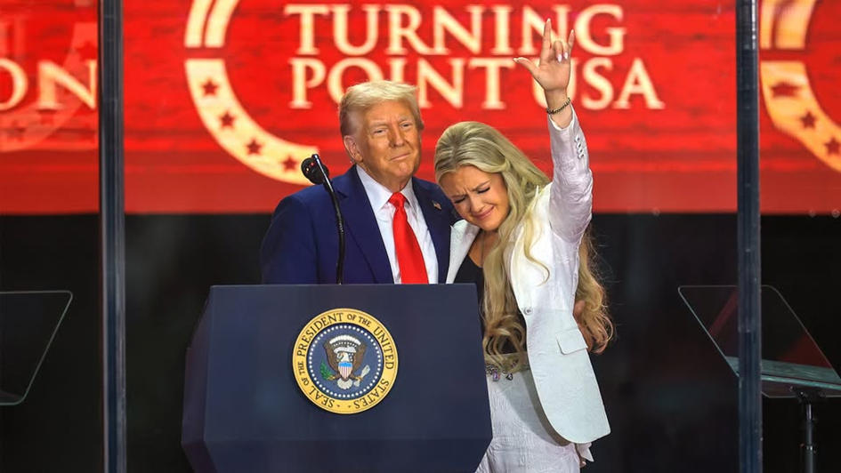 Trump Erkia Kirkkel